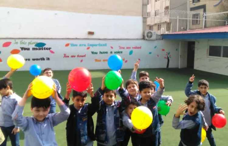 دیکته ی بادکنکی