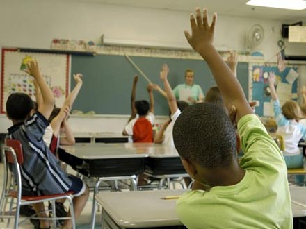 مسئولیت پذیری و اعتماد به نفس دانش‌آموزان