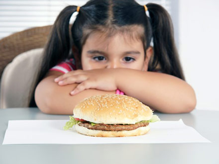 تاثیر رژیم غذایی روی عملکرد شناختی دانش آموزان