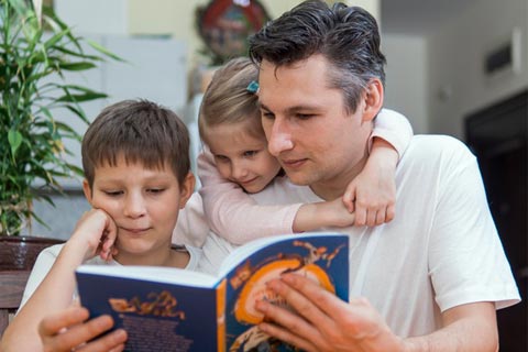 راه‌های افزایش کتاب‌خوانی در کودکان