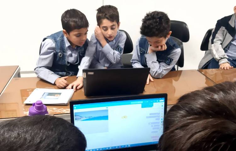 رایانه-آشنایی با بلوک های چرخیدن در جهات مختلف و پروژه ی حرکت قایق 2