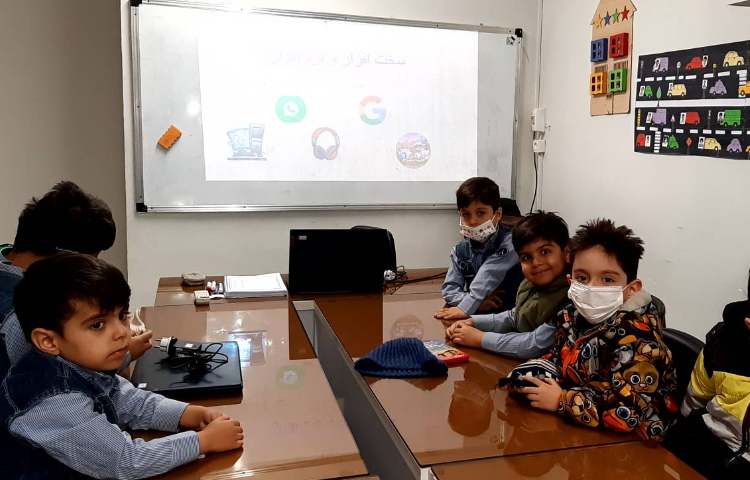 رایانه-آشنایی با سخت افزار نرم افزار