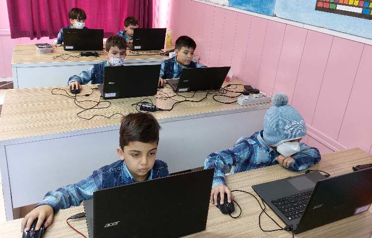 :رایانه،آموزش paint(نقاشی)،کلاس سیب 3