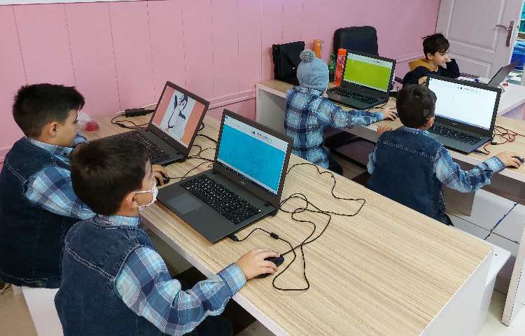 :رایانه،آموزش paint(نقاشی)،کلاس سیب 4