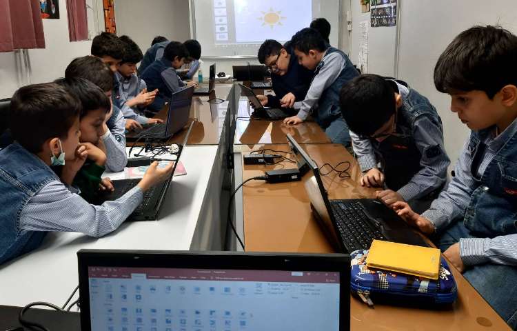 رایانه-آموزش Transition و تنظیمات مربوط به Avdance Slide 3