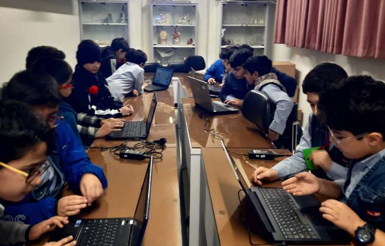 رایانه-اتمام پروژه ی آدم فضایی 2