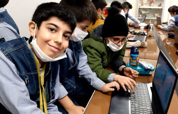 رایانه-انجام پروژه ی کشیدن یک خط در میان در اسکرچ 2