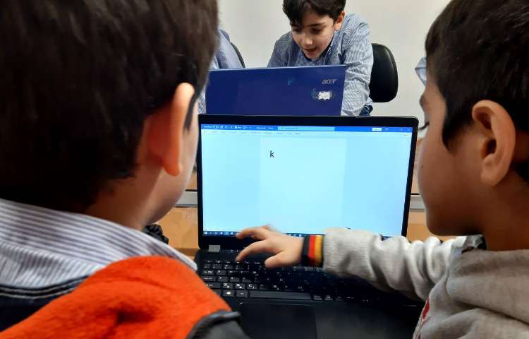 رایانه-تغییر فونت و سایز در word 1