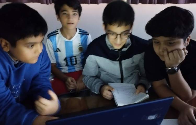 رایانه-تمرین بچه ها در سایت 4