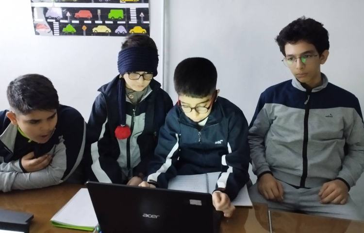 رایانه-تمرین بچه ها در سایت