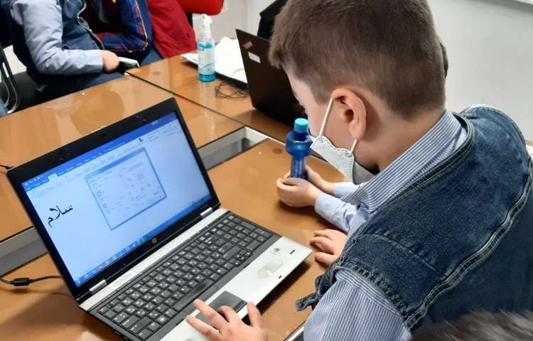 رایانه-حاشیه گذاری و تغییر رنگ صفحه در word 3