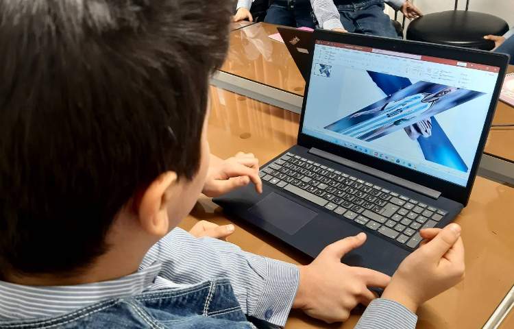 رایانه-قرار دادن عکس در اسلاید 2