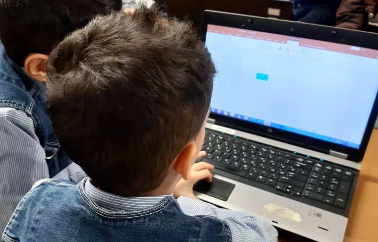 رایانه-ویرایش متن در پاورپوینت (تغییر رنگ/سایز /فونت) 2