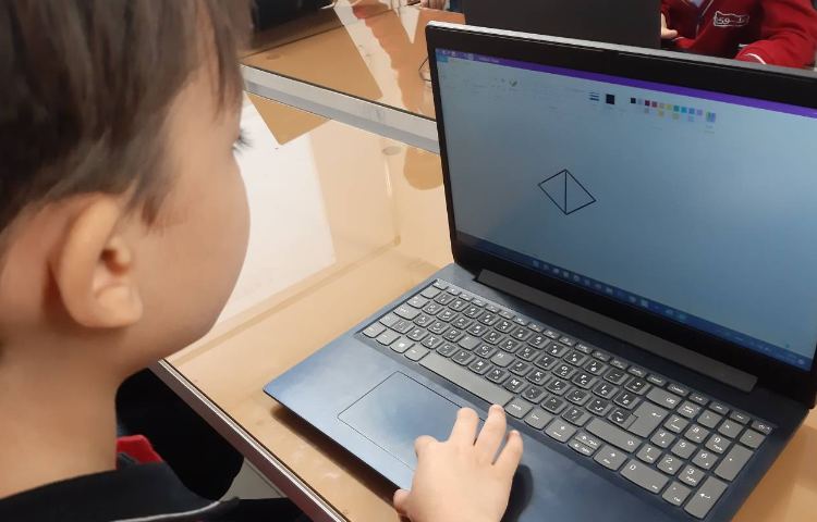 رایانه - آشنایی با تغییر سایز و ترسیم بادبادک 1