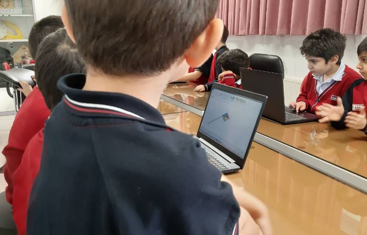 رایانه - آشنایی با تغییر سایز و ترسیم بادبادک 2