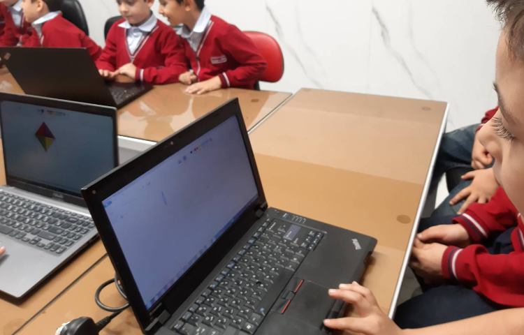 رایانه - آشنایی با تغییر سایز و ترسیم بادبادک 2