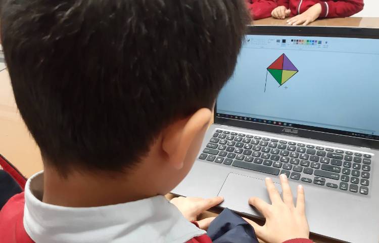 رایانه - آشنایی با تغییر سایز و ترسیم بادبادک 3