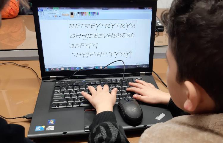 رایانه - آشنایی با تغییر فونت در برنامه‌ی paint