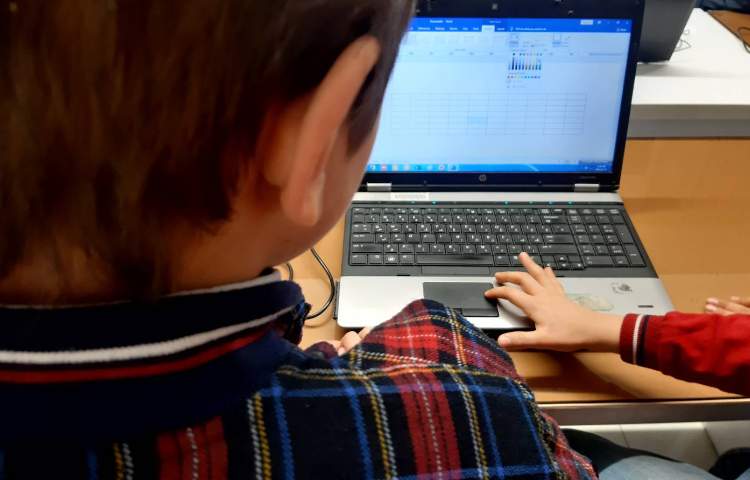 رایانه - آشنایی با سربرگ های جدول 6