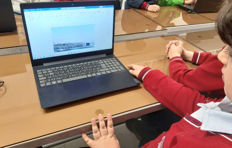 رایانه - آشنایی با کادر متنی و درج تصاویر 1