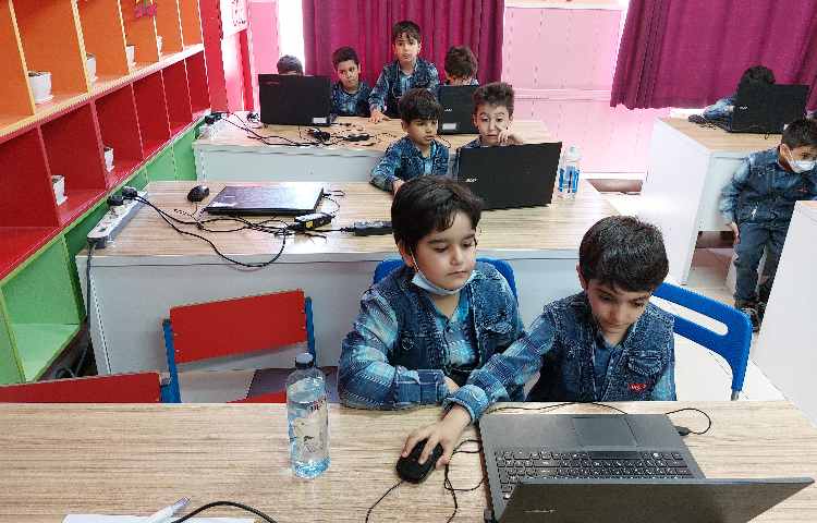 :رایانه، آموزش اسکرچ، کلاس انگور 1