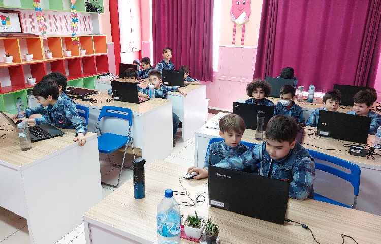 :رایانه، آموزش اسکرچ، کلاس انگور 4