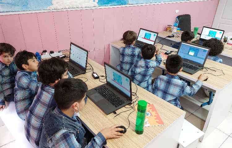 :رایانه، آموزش اسکرچ، کلاس انگور 4