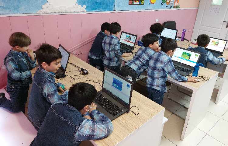 :رایانه، آموزش اسکرچ، کلاس انگور 5