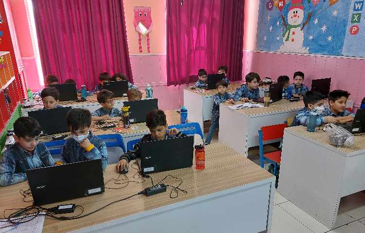 :رایانه، آموزش اسکرچ، کلاس انگور