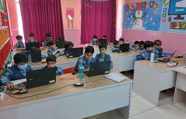 :رایانه، آموزش اسکرچ، کلاس انگور