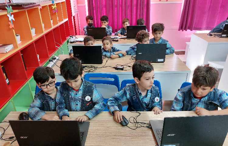 :رایانه، آموزش اسکرچ، کلاس توت فرنگی 2