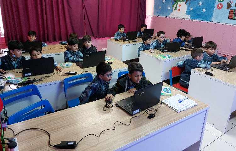 :رایانه، آموزش اسکرچ، کلاس دریانوردان 1