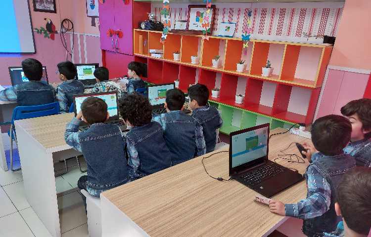 :رایانه، آموزش اسکرچ، کلاس دریانوردان 4