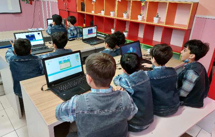 :رایانه، آموزش اسکرچ، کلاس دریانوردان 5