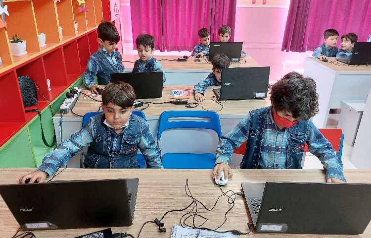 :رایانه، آموزش اسکرچ، کلاس سیب 2