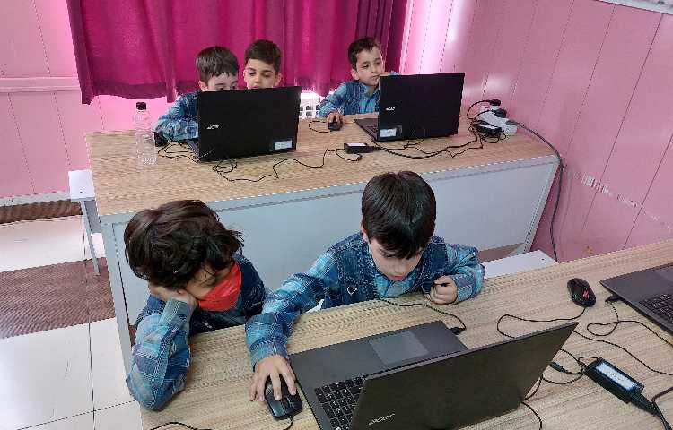 :رایانه، آموزش اسکرچ، کلاس سیب 2