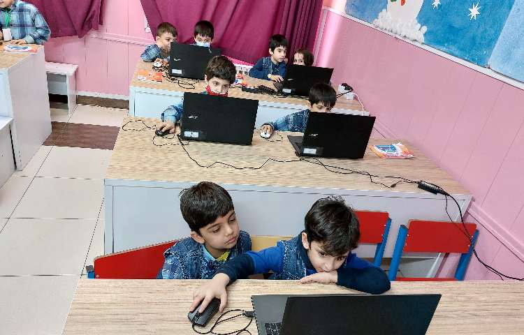 :رایانه، آموزش اسکرچ، کلاس سیب 3