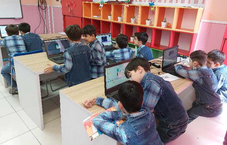 :رایانه، آموزش اسکرچ، کلاس سیب 3