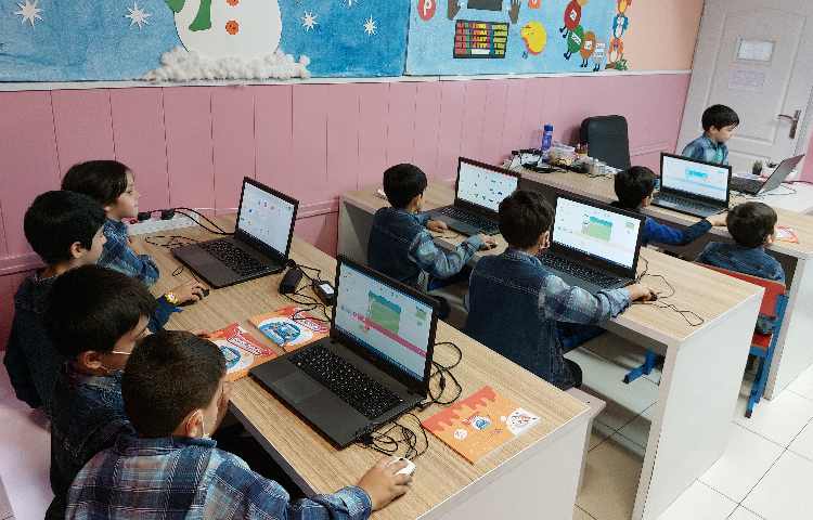 :رایانه، آموزش اسکرچ، کلاس سیب 5