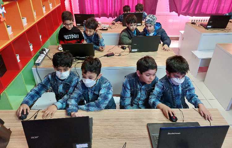 :رایانه، آموزش اسکرچ، کلاس فضانوردان 3