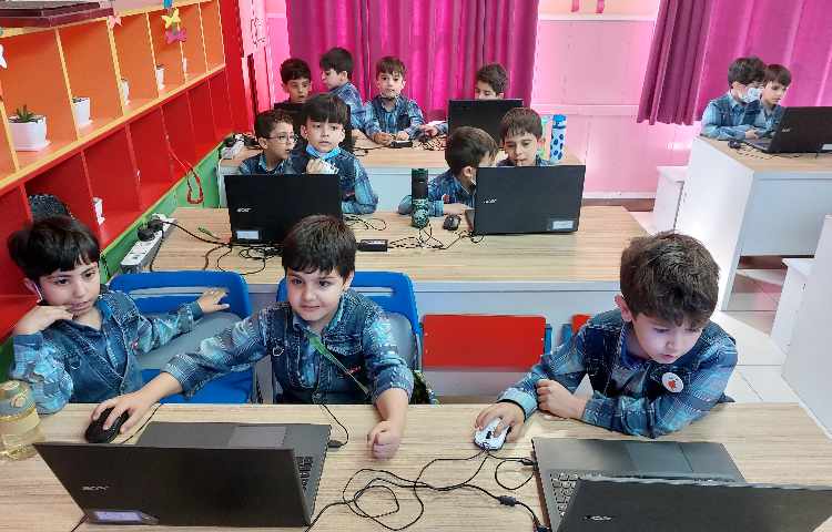 :رایانه، آموزش اسکرچ، کلاس پرتقال 1