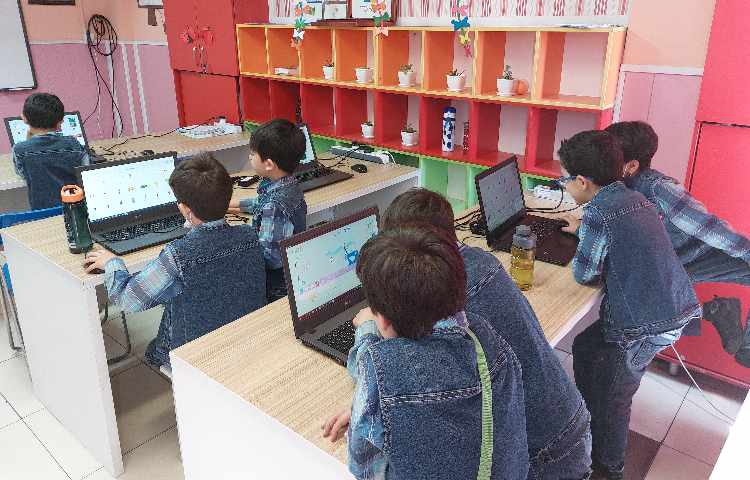 :رایانه، آموزش اسکرچ، کلاس پرتقال 3