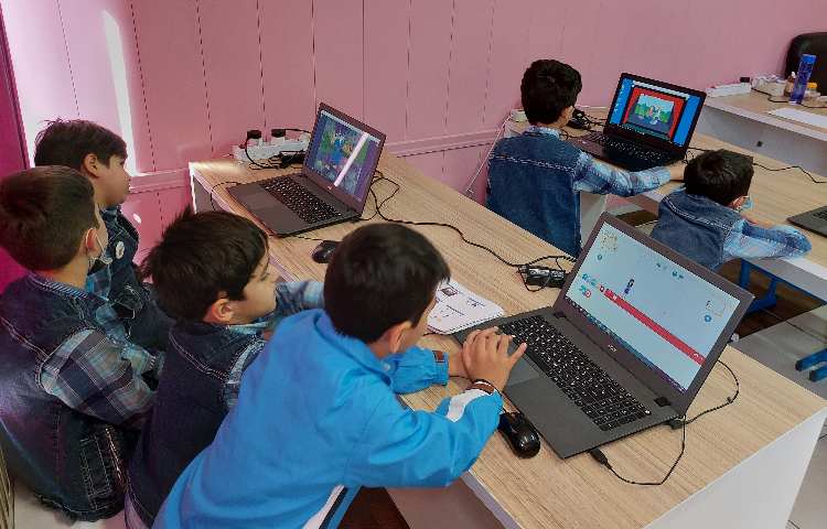 :رایانه، آموزش اسکرچ، کلاس پرتقال 5