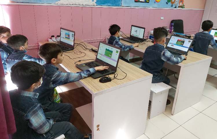 :رایانه، آموزش اسکرچ، کلاس پرتقال 5