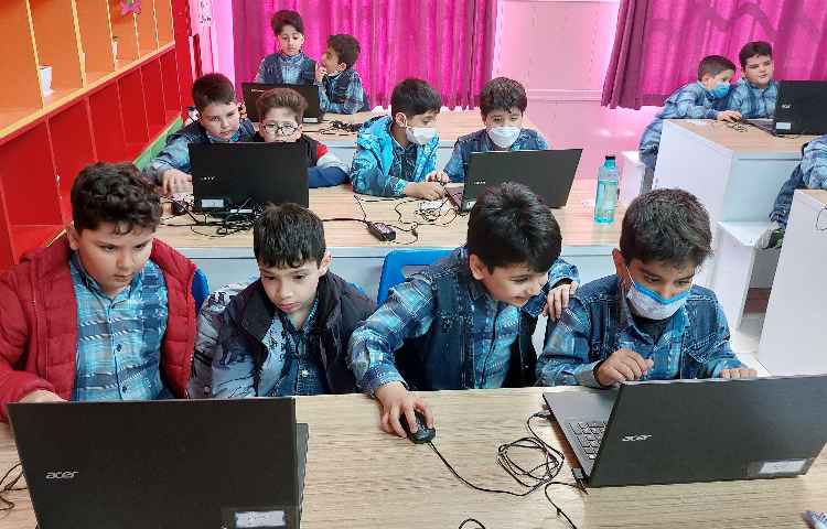 :رایانه، آموزش اسکرچ، کلاس کوهنوردان