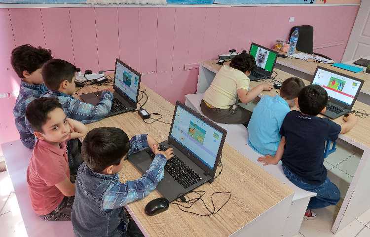 :رایانه، آموزش اسکرچ، کلاس گیلاس