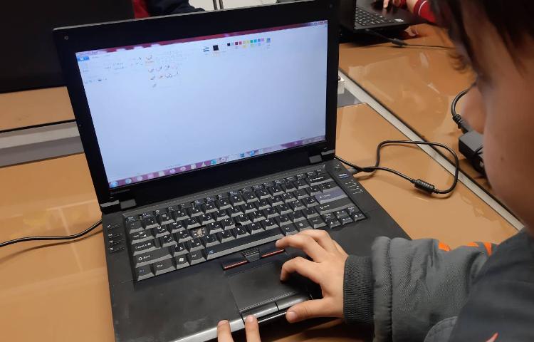 رایانه - آموزش انواع قلمو در paint 3