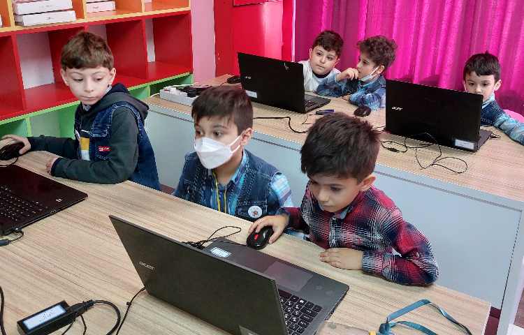 :رایانه، آموزش ایجاد/تغییر نام/پاک کردن پوشه ها، کلاس توت فرنگی 3