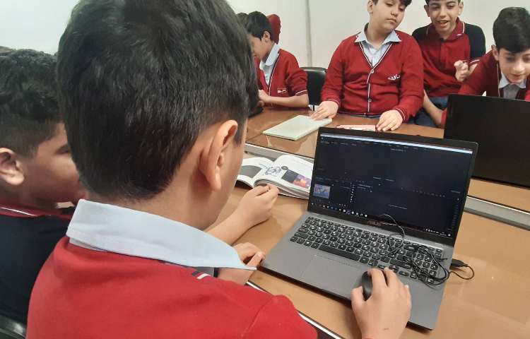 رایانه - آموزش ایجاد پروژه و آشنایی با ابزارهای تیغ و فلش در پریمیر 4