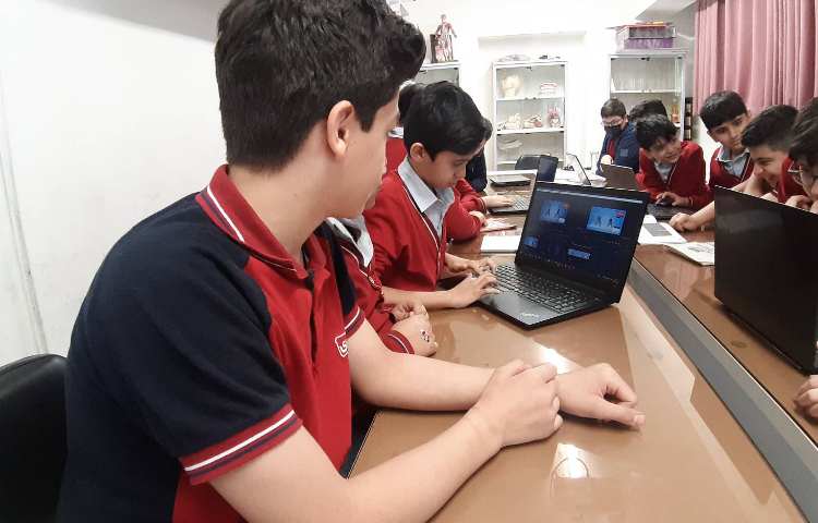 رایانه - آموزش ایجاد پروژه و آشنایی با ابزارهای تیغ و فلش در پریمیر